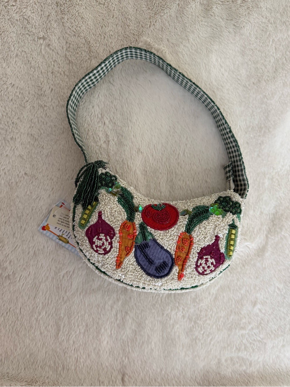 NWT Hand-Beaded Vegetable Motif Shoulder Bag in White tassel, green gingham - Picture 13 of 16